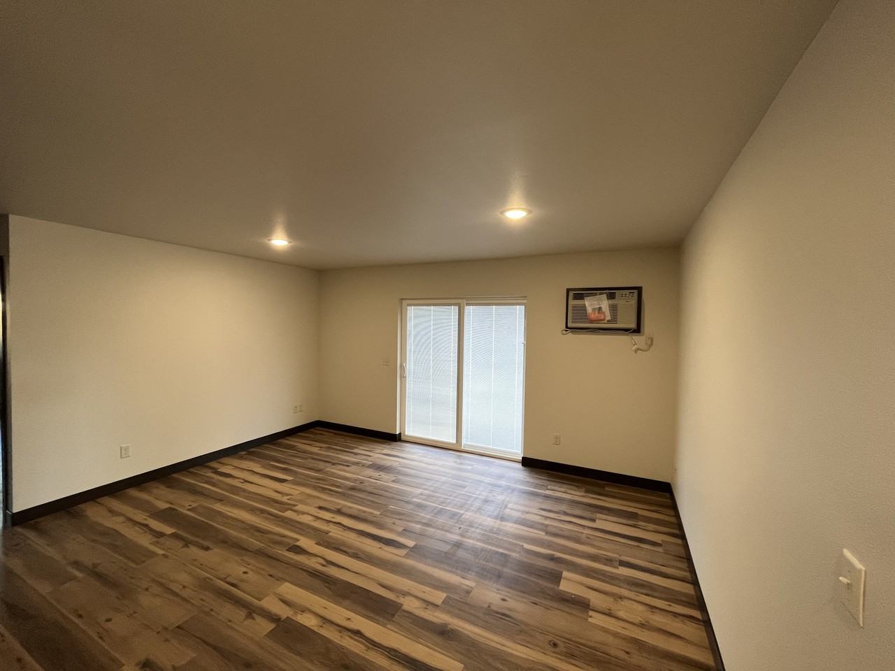 5246 Christopher Dr - Photo 2 of 12