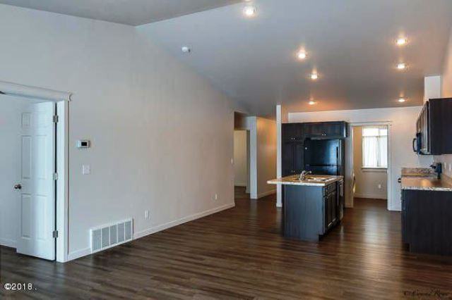 465 Mountain Vista Way - Photo 4 of 16