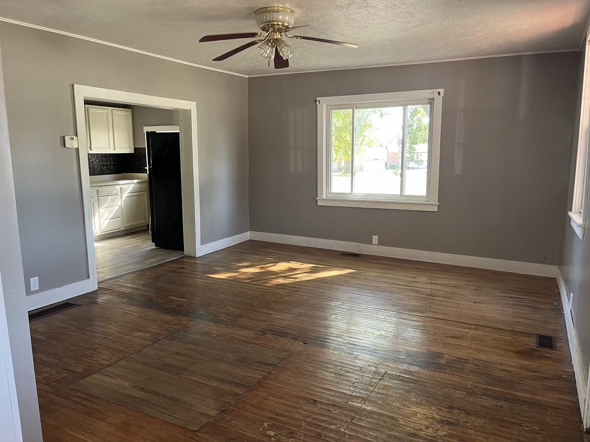 400 Union St - Photo 6 of 23