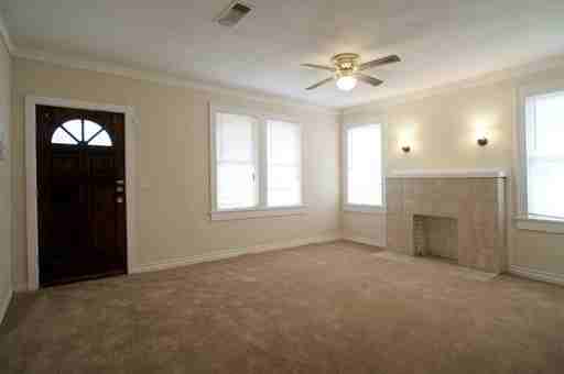 4615 Nolan St - Photo 2 of 16
