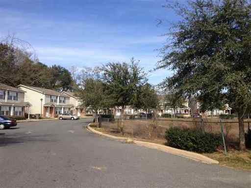 4258 Augustus Oak Ct - Photo 3 of 15