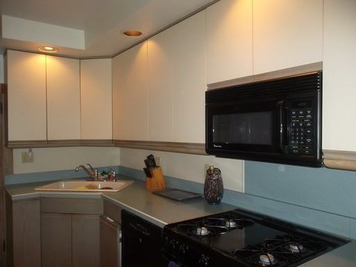 806 W 24th St - Photo 3 of 16