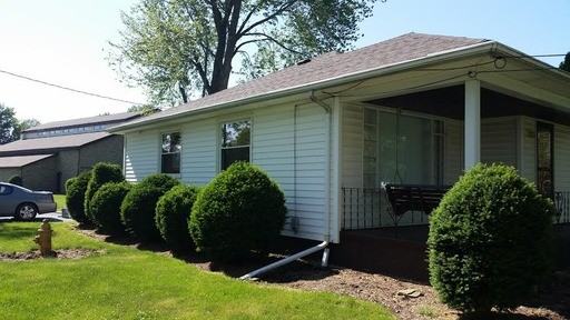 6520 W 130th St - Photo 2 of 38