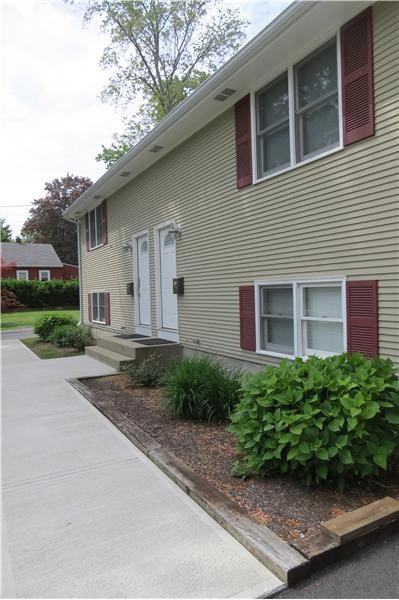 26 Howard Ave - Photo 3 of 27