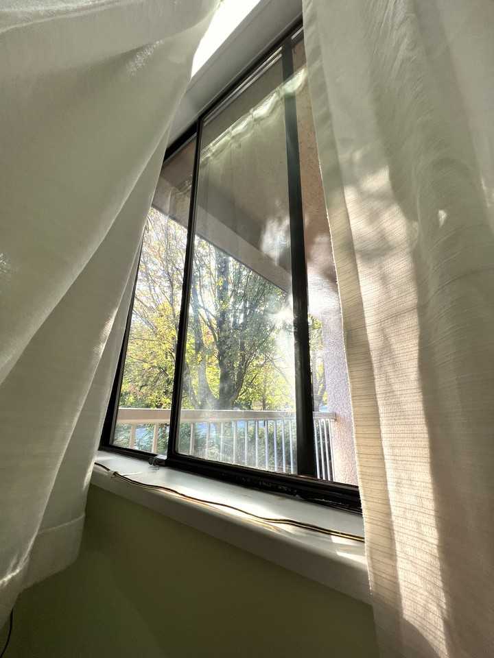 975 East Broadway #312 - Photo 4 of 11