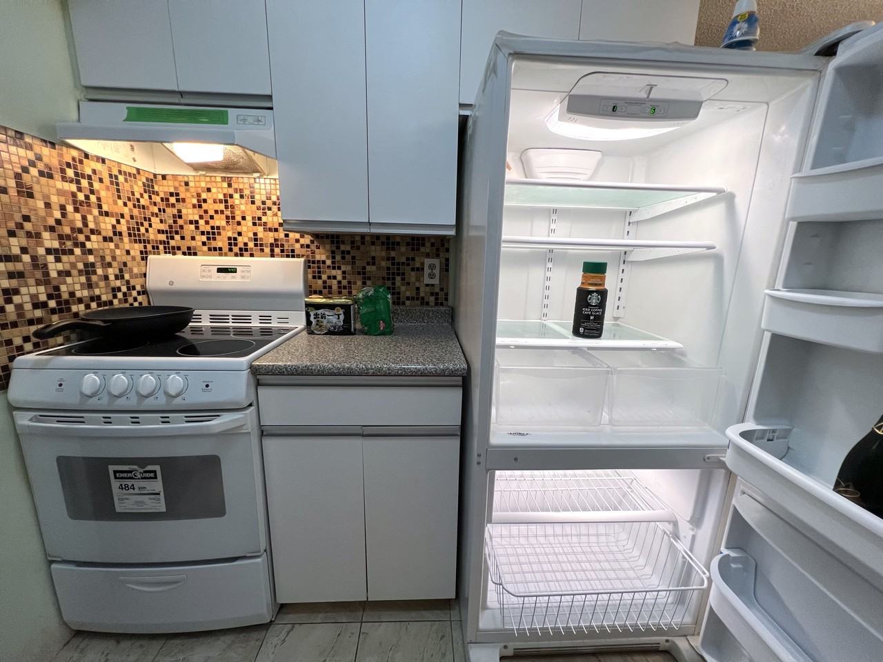 975 East Broadway #312 - Photo 6 of 11