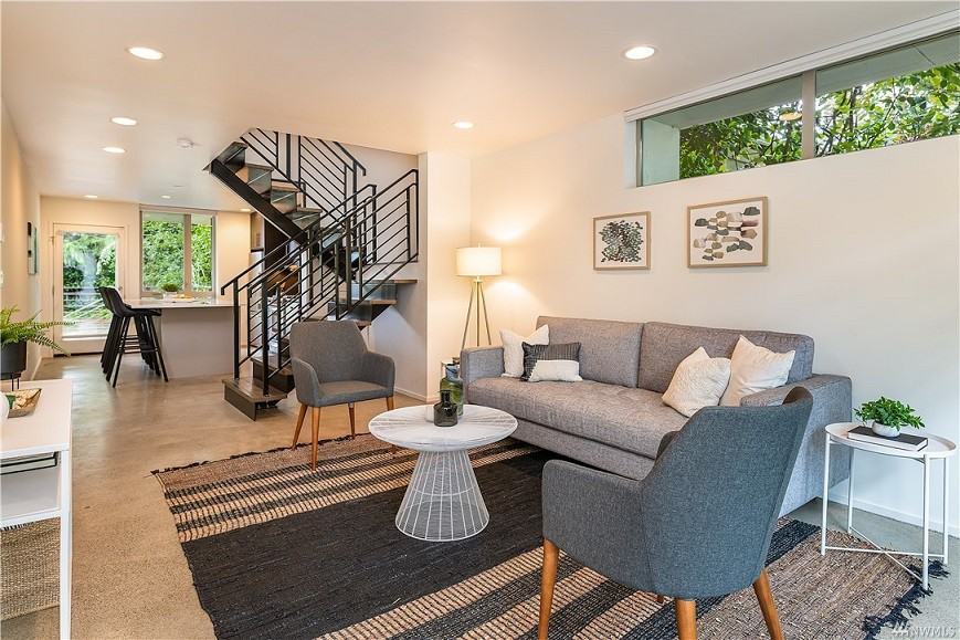 5201 Phinney Ave N #C - Photo 5 of 27