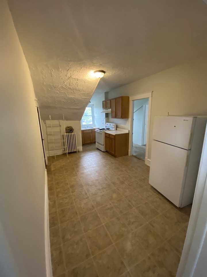 1 Weimoor Ct #B - Photo 2 of 6