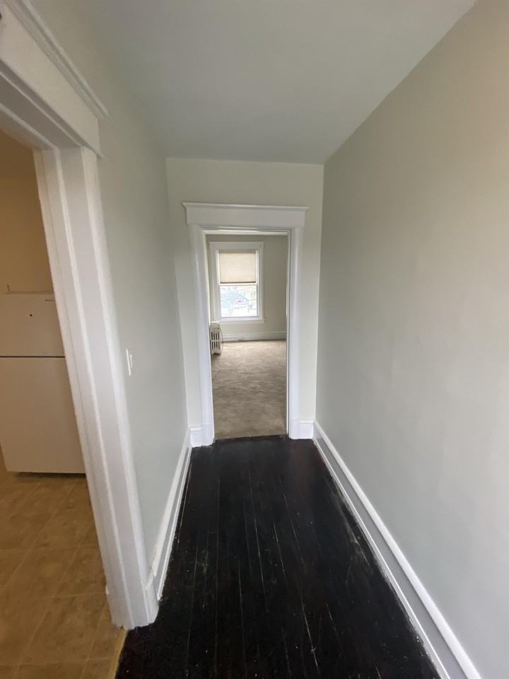 1 Weimoor Ct #B - Photo 3 of 6