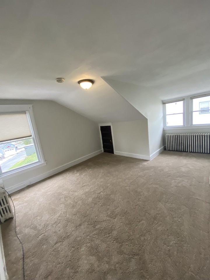 1 Weimoor Ct #B - Photo 5 of 6