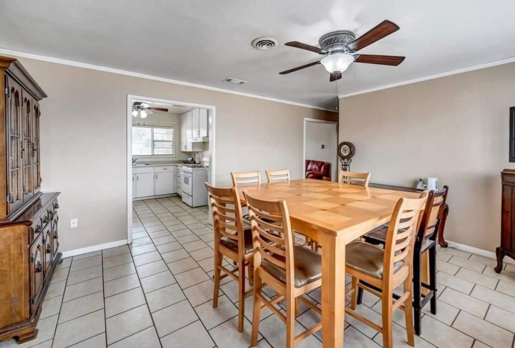 3507 W Illinois Ave - Photo 3 of 11