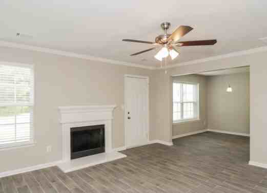 4666 Ravenwood Loop - Photo 2 of 14