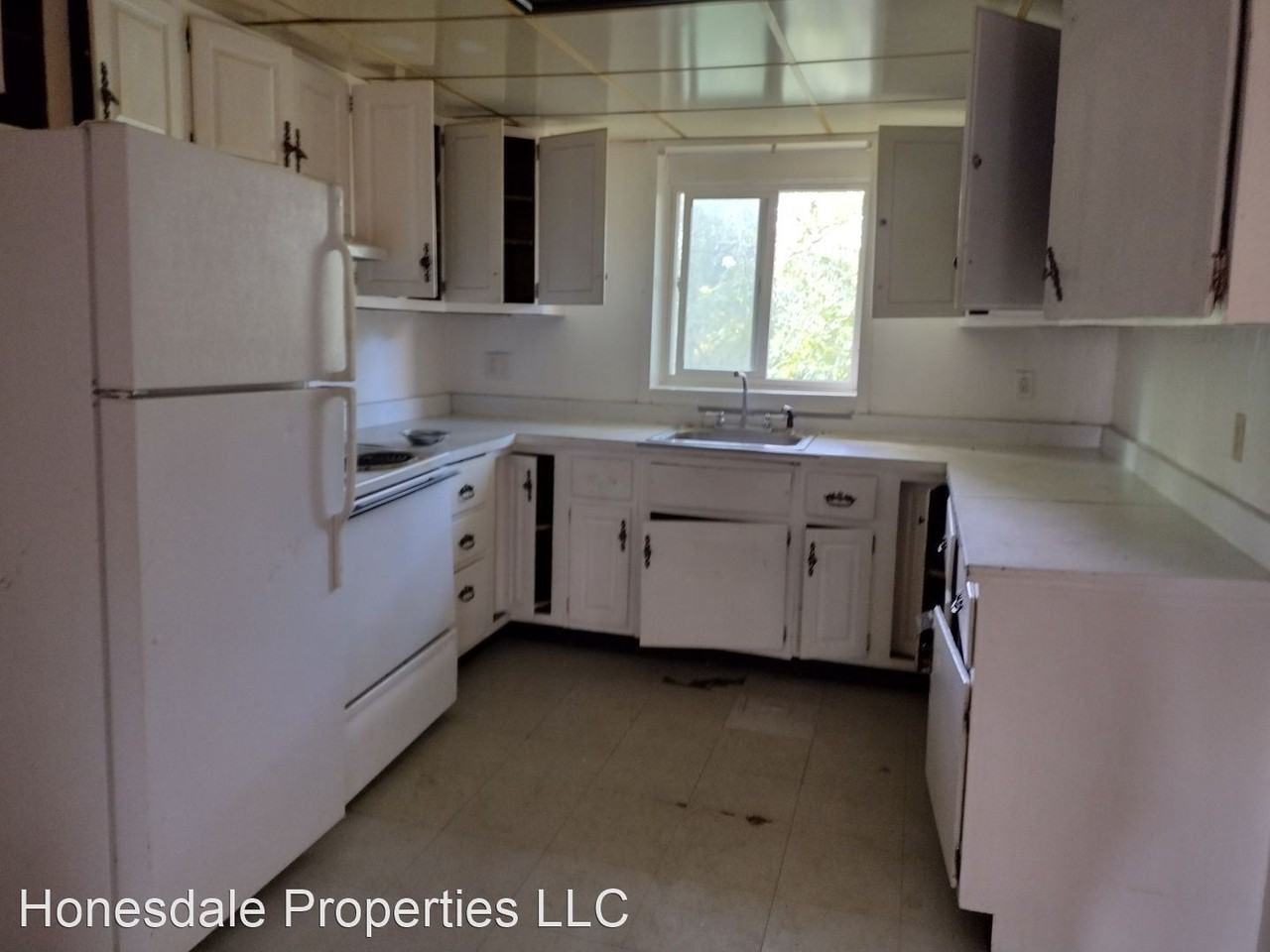 34 Rosalyn Court - Photo 3 of 7