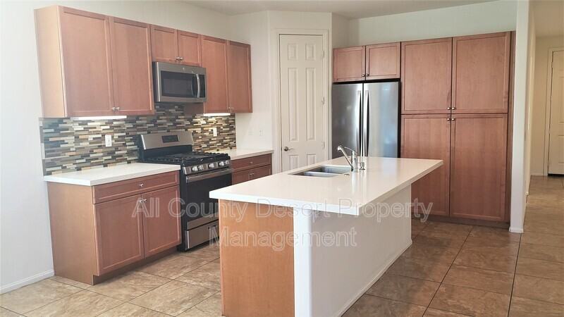 81259 Avenida Gonzalez - Photo 3 of 19