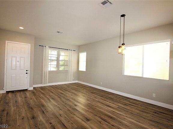 7919 Quiet Canyon St - Photo 3 of 26