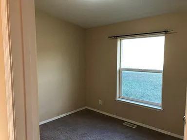 1653 Saddle Dr - Photo 3 of 14