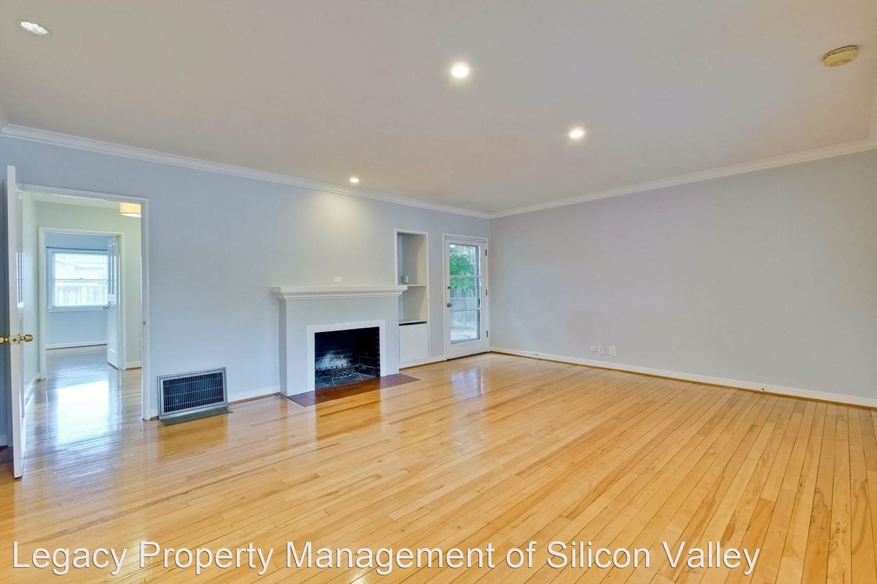 437 Church St - Photo 3 of 31