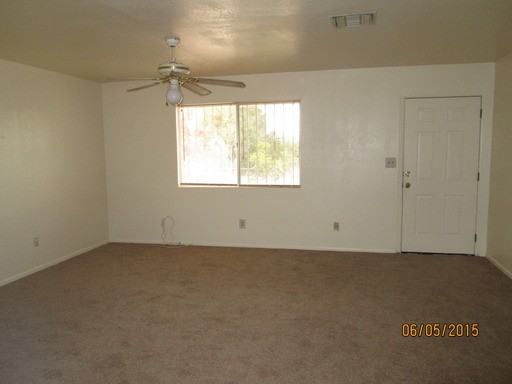 538 E 6th St - Photo 3 of 9