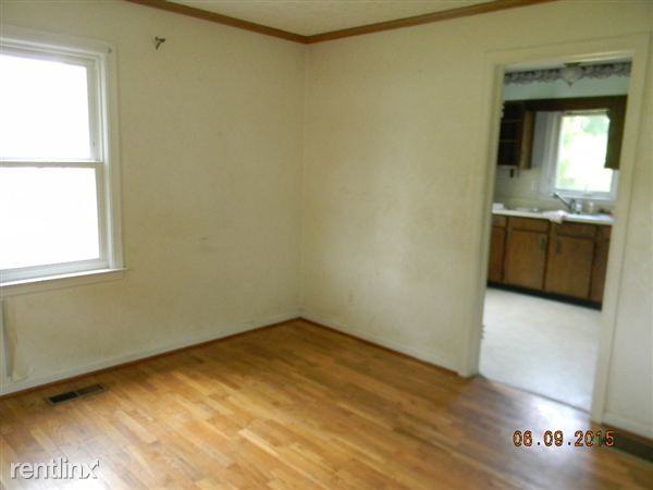 6759 S Occidental Rd - Photo 2 of 2