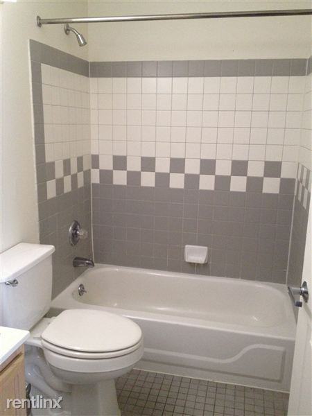 Chatham Courts - Photo 3 of 6