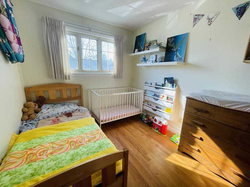 2385 Ryan Dr - Photo 2 of 11