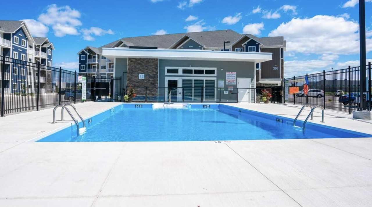 365 Bridge Lake Dr - Photo 2 of 9