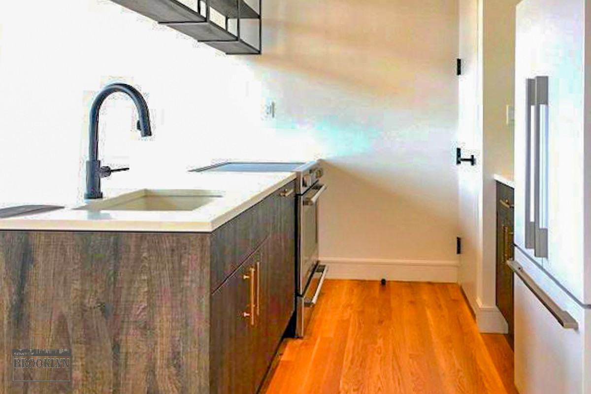 321 Wythe Ave #1707 - Photo 2 of 18