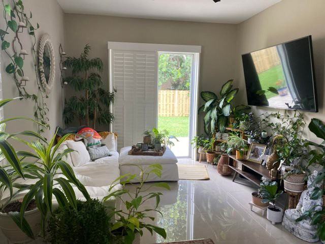 145 Prestige Dr - Photo 2 of 7