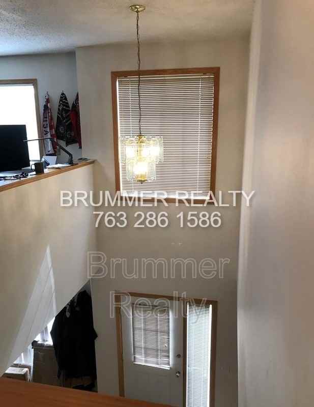 7141 Excelsior Way - Photo 2 of 44