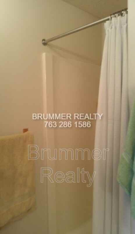 7115 Excelsior Way - Photo 3 of 42