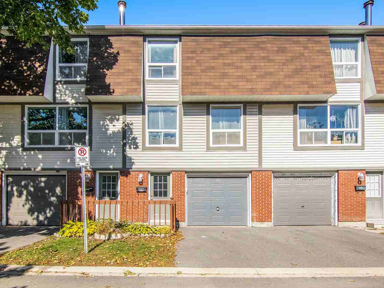 2002 Greenway Park Lane - Photo 2 of 20