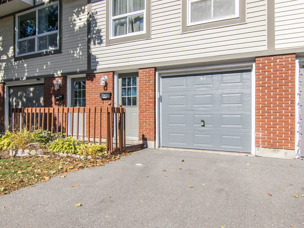 2002 Greenway Park Lane - Photo 3 of 20