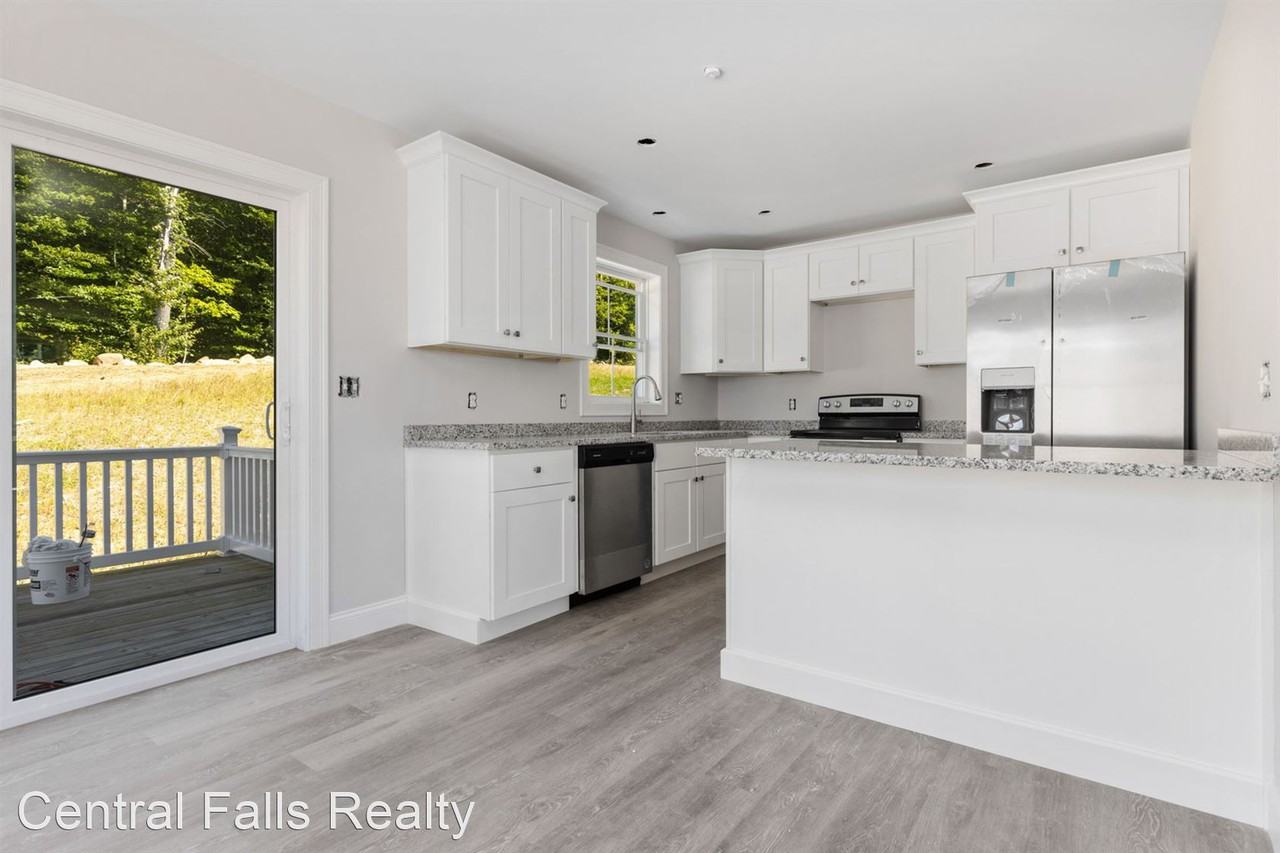 Brand New Townhouse Units ! - Photo 3 of 11