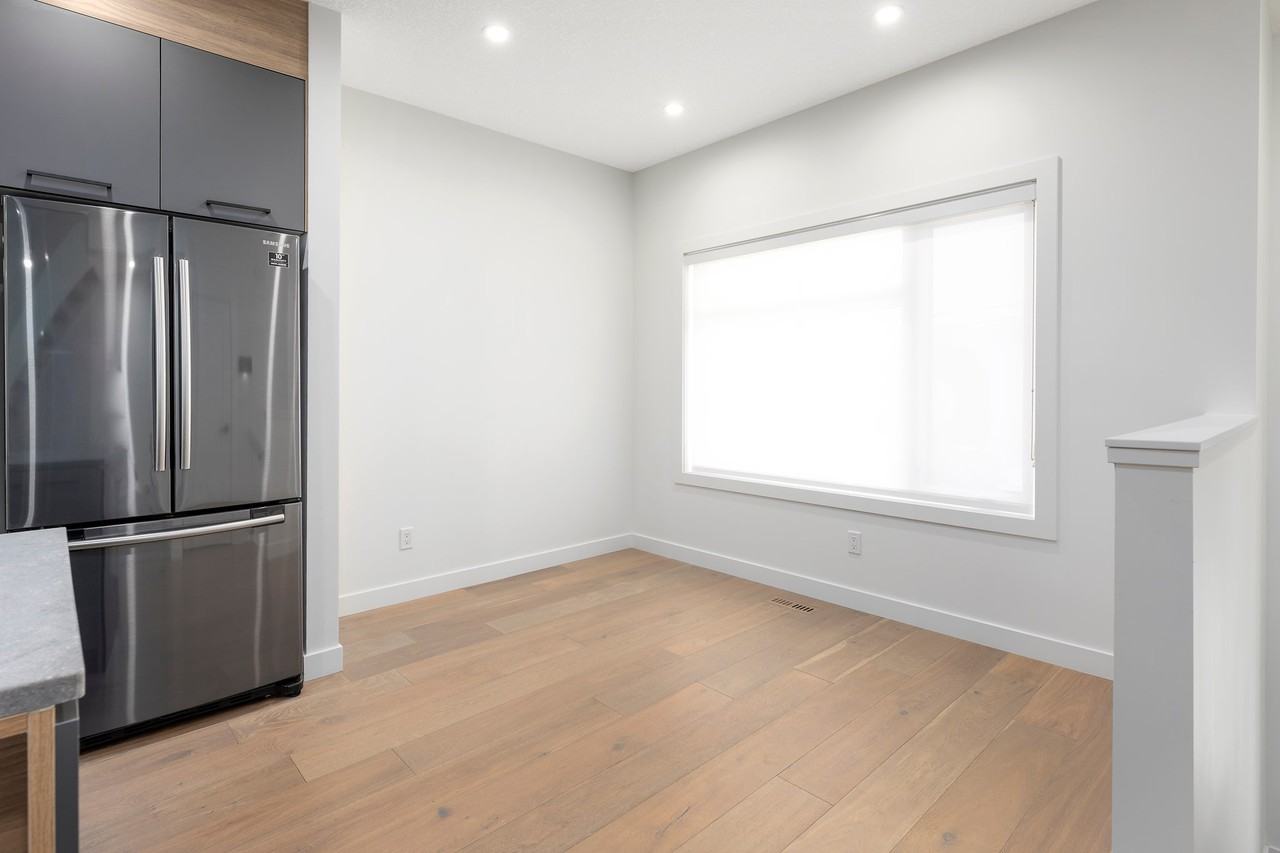 10604 115 St Nw #7 - Photo 3 of 20