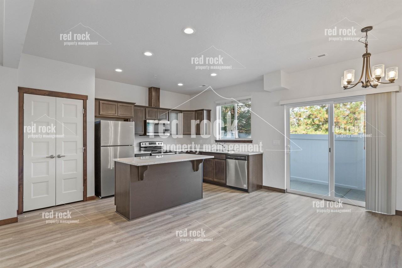 1535 E Latitude Ln #1 - Photo 7 of 29