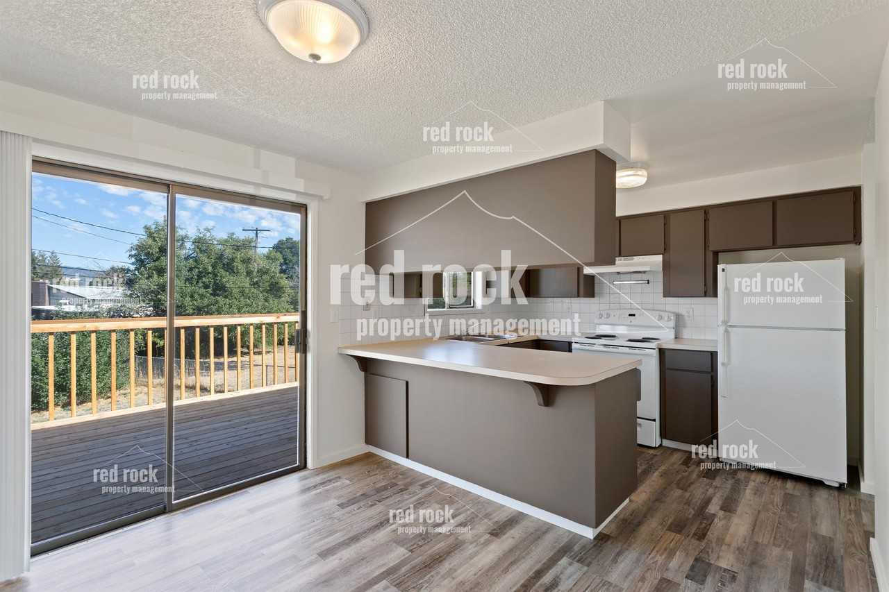2724 N Perrine Ct #1 - Photo 2 of 19