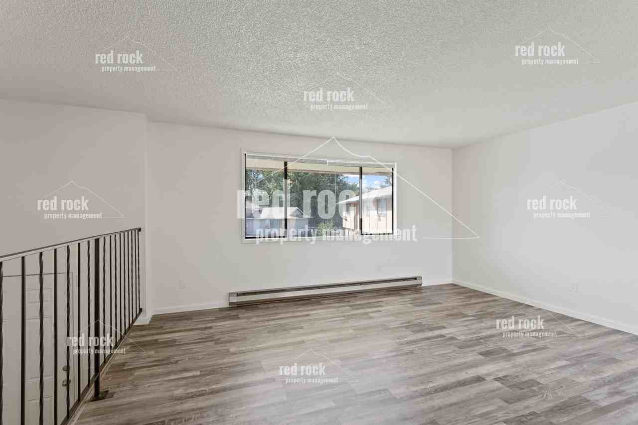 2724 N Perrine Ct #1 - Photo 3 of 19