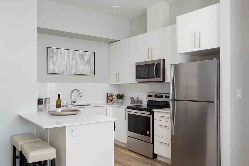 Glenmore Central - Photo 2 of 16