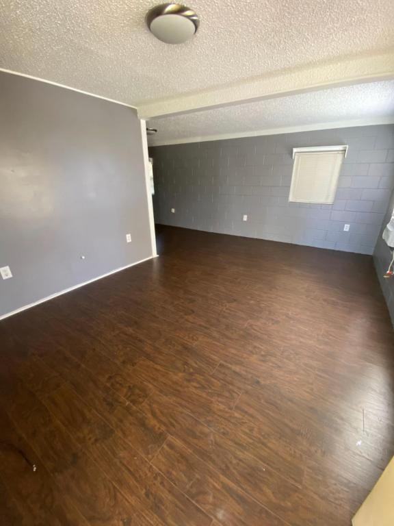 1516 South Ann Street - Photo 2 of 9