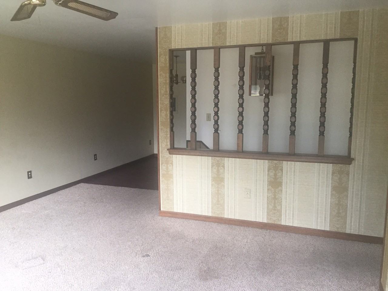 448 Tucson St - Photo 2 of 24