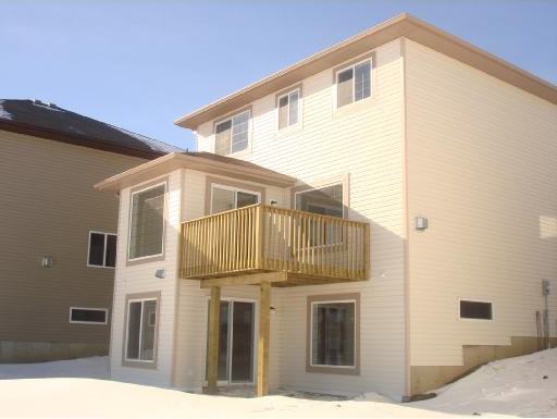3305 47 Street - Photo 2 of 8