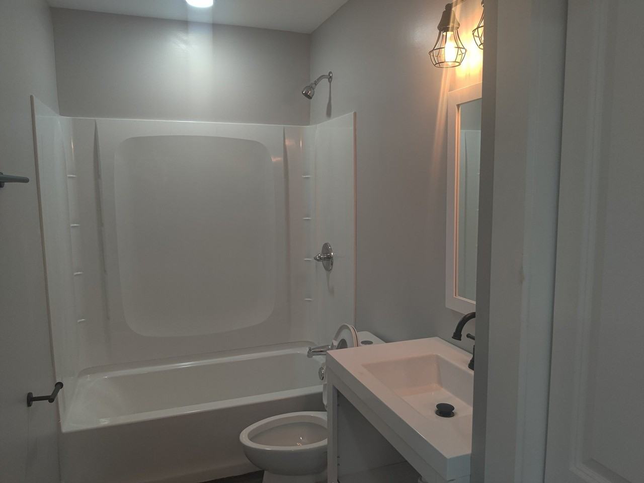 1128 Peter Pan St - Photo 6 of 10