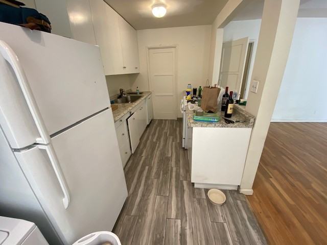 2611 3/4 Hyperion Ave - Photo 3 of 14