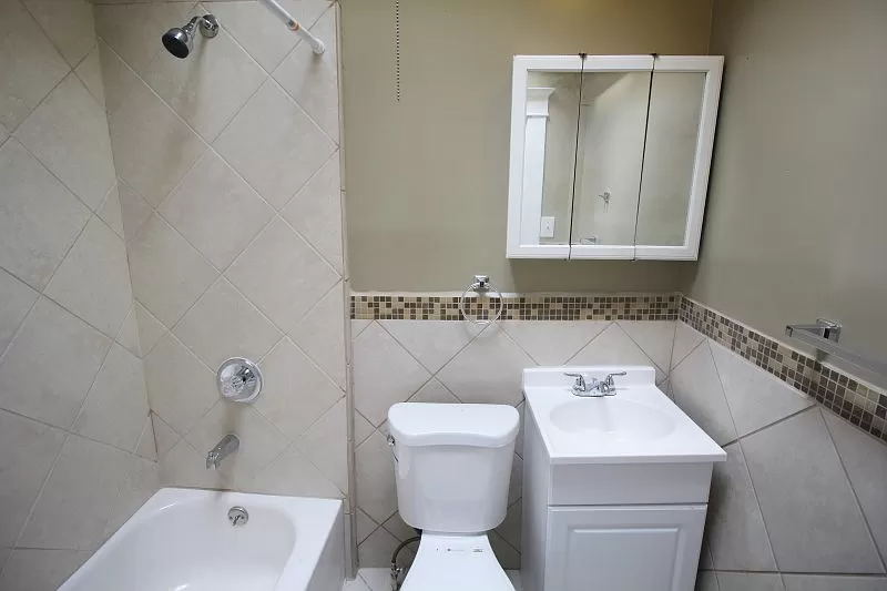 1310 Homestead St - Photo 3 of 5