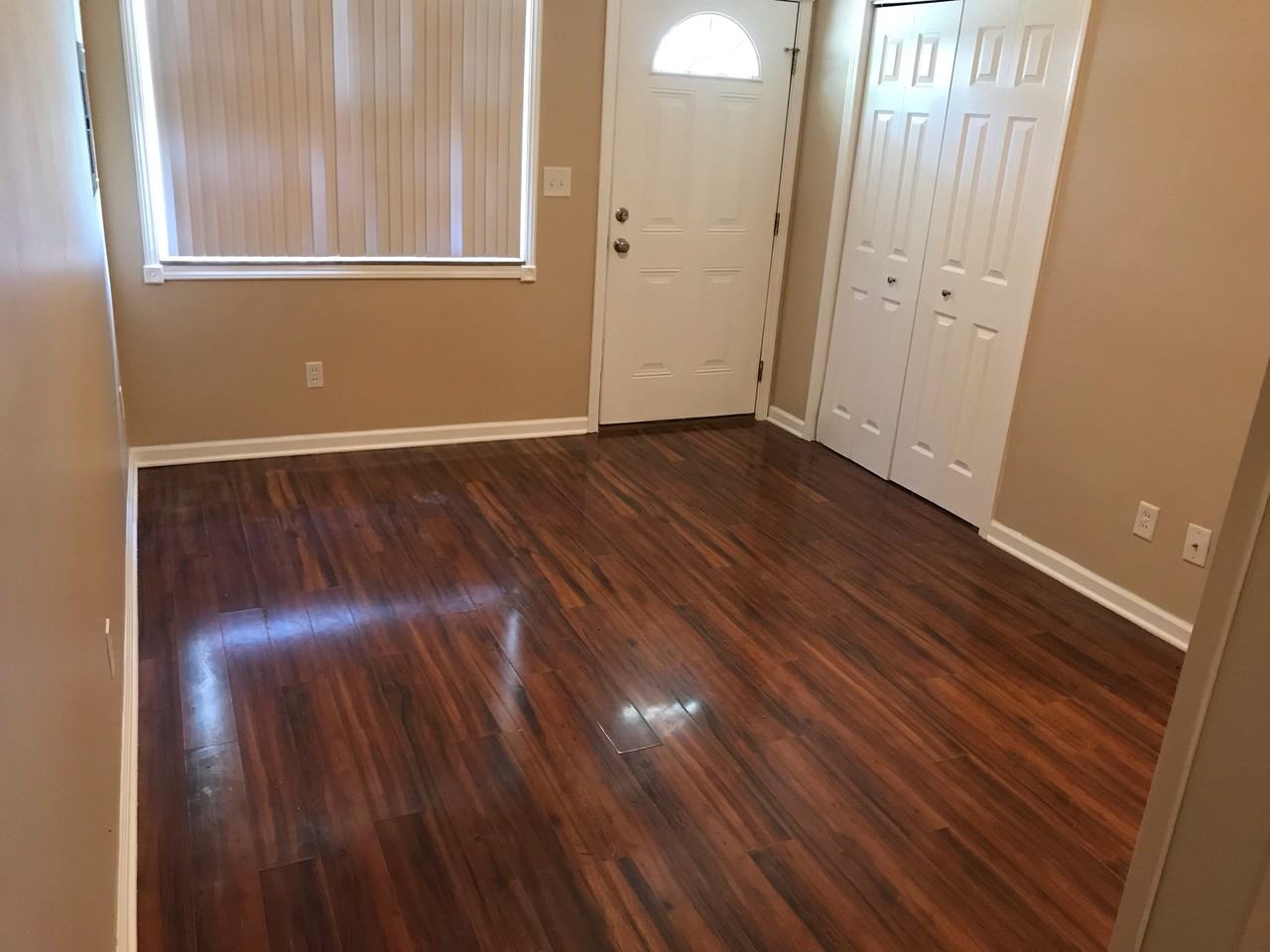 2550 9th Ct #1 - Photo 3 of 16