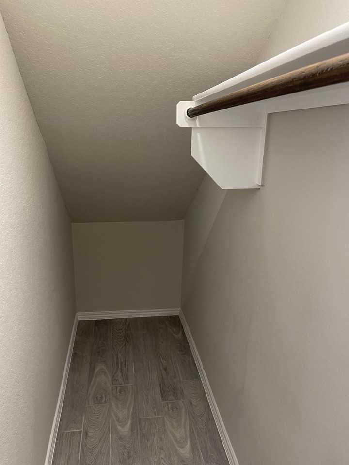 2532 Ayers Dr #1 - Photo 4 of 42