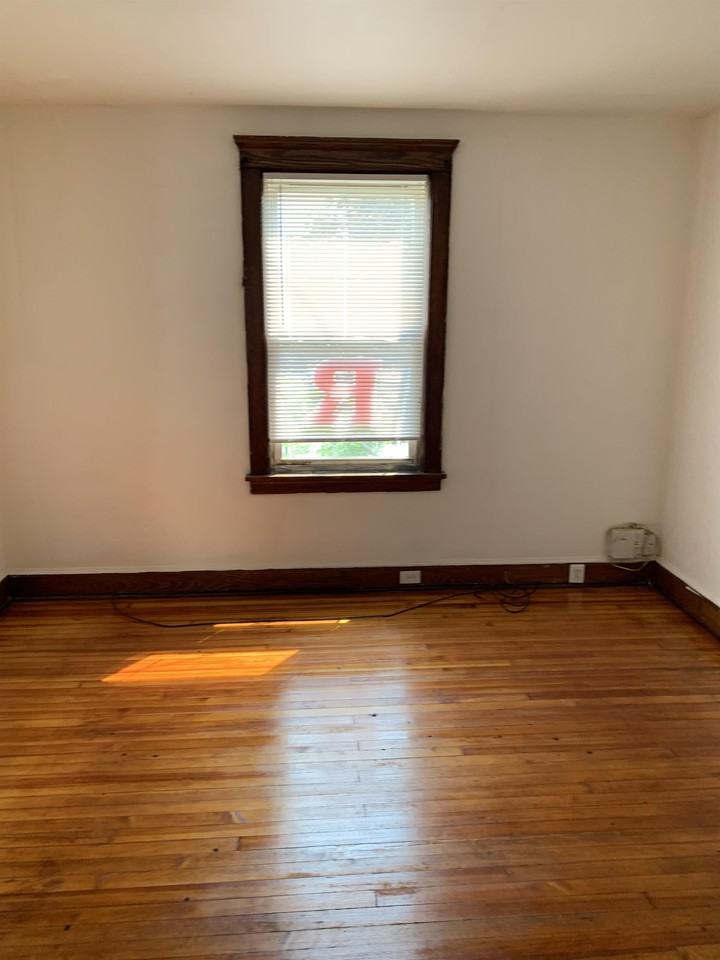 3 Courtland St #1 - Photo 3 of 17