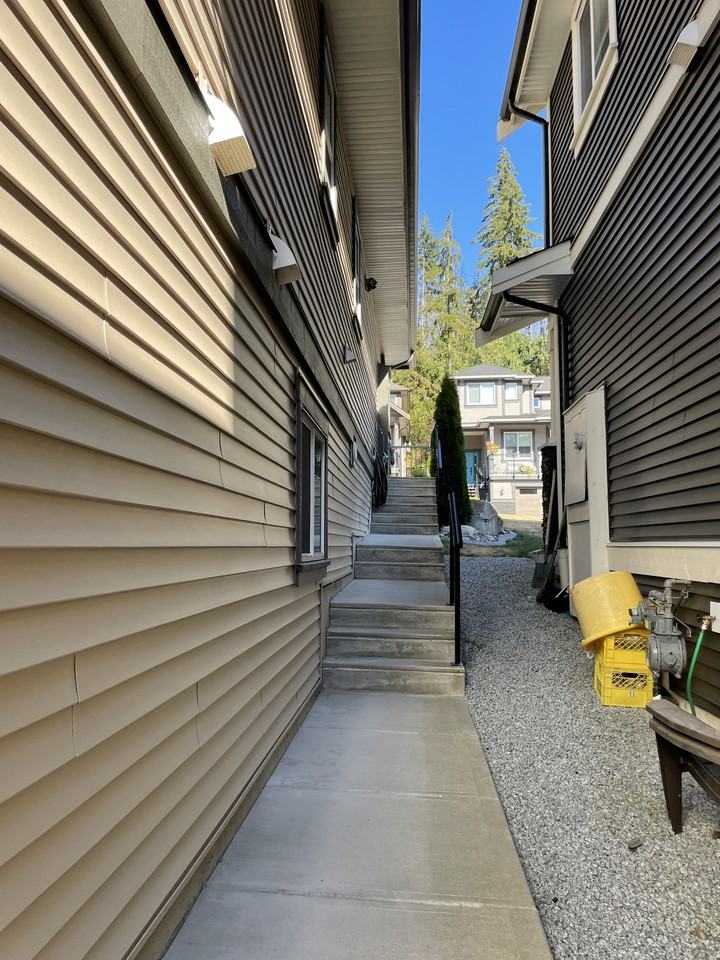 23810 132 Avenue - Photo 2 of 18