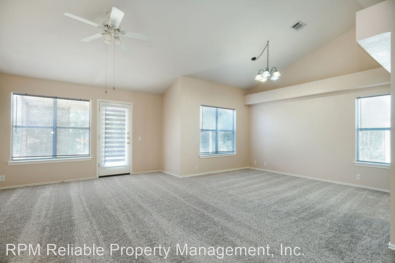 3307 Clint Cv - Photo 2 of 12