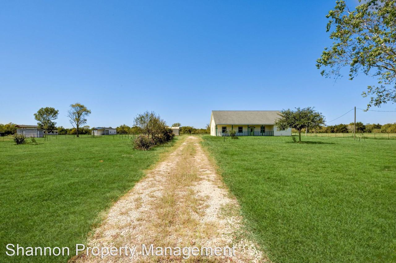 8210 Colony Loop W - Photo 2 of 26